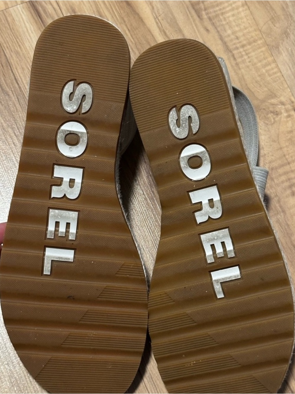Sorel 9 Womens Cream Cross-Strap Espadrille Sandals Shoes Casual Summer Festival - Picture 4 of 5